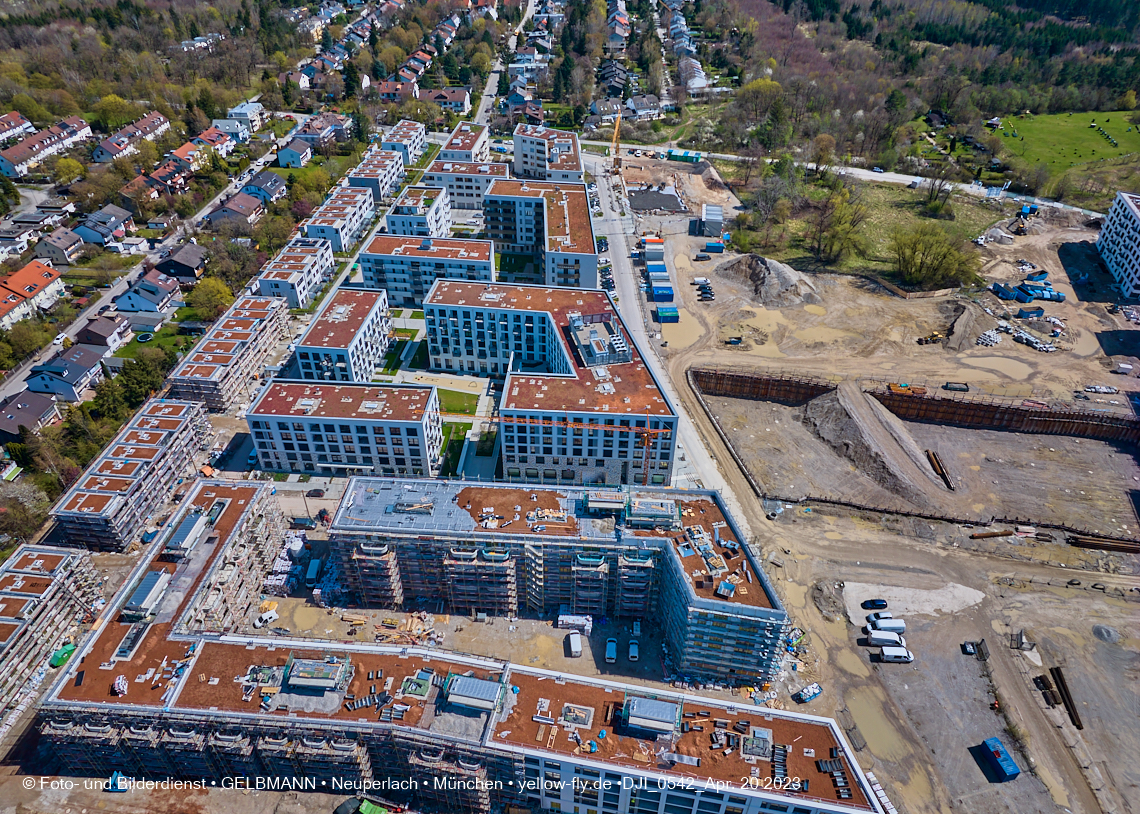 21.04.2023 - Luftbilder von der Baustelle Alexisquartier und Pandion Verde in Neuperlach